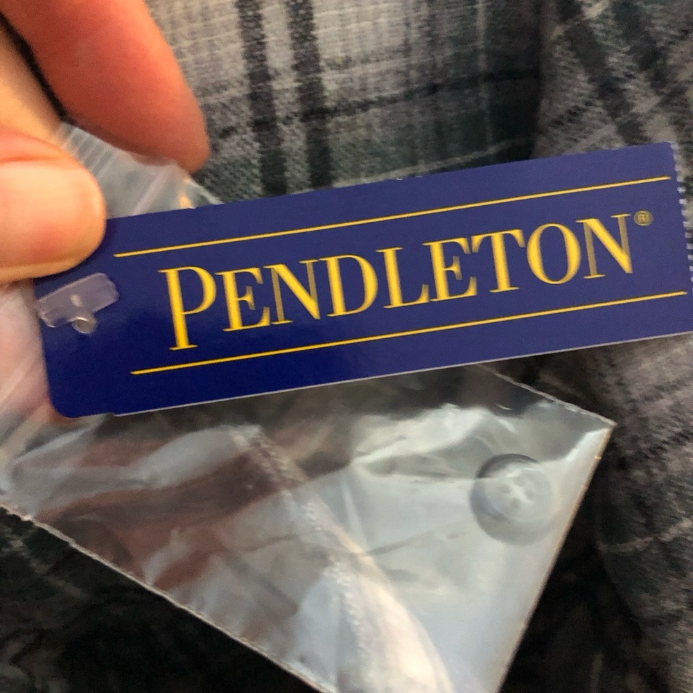 Brand new with tags! Wool Pendleton shirt-jacket! - Picture 11 of 12